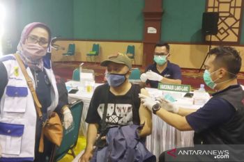 Bogor masih berstatus PPKM level 3 akibat vaksinasi lansia belum 40 persen