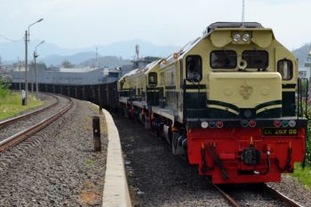 "Livery vintage" melestarikan kejayaan transpotasi KAI