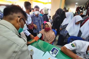 Tingkatkan capaian vaksin, Pariaman genjot vaksinasi di pasar dan objek wisata