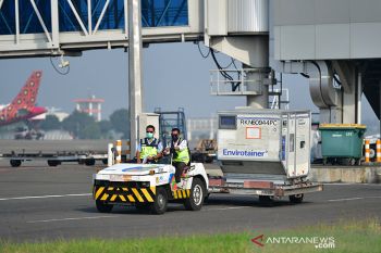 1,2 juta vaksin AstraZeneca tiba di Indonesia penuhi kebutuhan vaksin