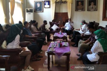 Cegah bencana, warga Kudus tanam 1.000 pohon produktif di Pegunungan Muria