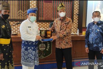 Pemkab Siak terima kedatangan Wali Kota dan LKAAM Pariaman