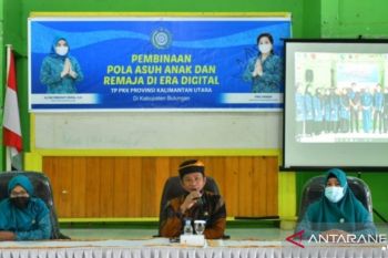 TP-PKK Kaltara Mengajarkan Pola Asuh Anak di Era Digital