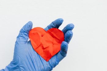 Dokter ingatkan bahaya timbulnya gangguan jantung akibat COVID-19