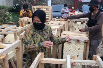 Jelang Hari Pahlawan, Risma perbaiki makam Bung Karno