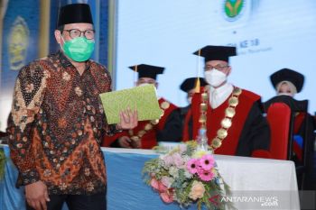 Gus Halim ajak para mahasiswa Indonesia mengabdi di desa