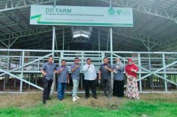 YBM BRI Pusat apresiasi Sentra Ternak Dompet Dhuafa Waspada
