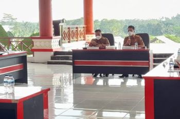 Bupati Lampung Selatan pimpin rapat persiapan kunjungan tim Bappenas