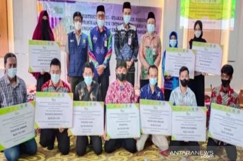 Tanah Bumbu membantu petani milenial lewat program "Yess"