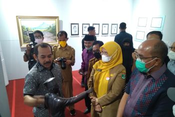 Perupa harapkan pameran seni rupa dapat digelar tiap tahun di Sumbar