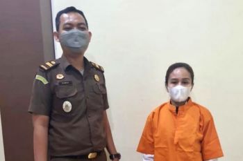 Kejari Makassar menahan tersangka pemalsu bilyet giro BNI