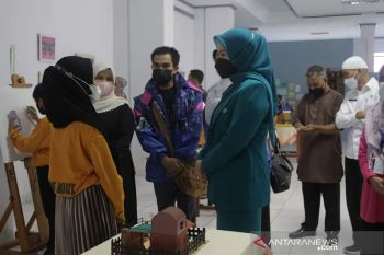 Gerakan Seniman masuk sekolah kembali dilaksanakan di Padang Panjang