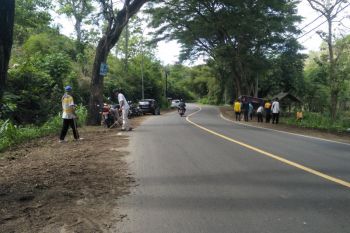 ASN Pemkab Lombok Tengah gotong royong mendukung WSBK Mandalika