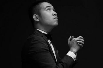 Rando Sembiring membawakan ulang "Setia" Jikustik