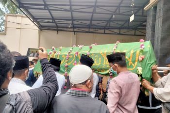 Wali Kota Tarakan Periode 1999 - 2009 Jusuf SK Meninggal Dunia