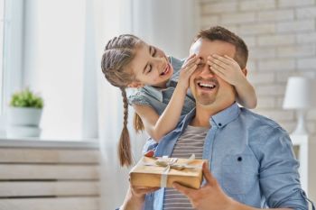 Psikolog ingatkan pentingnya sosok ayah untuk perkembangan anak di masa mendatang