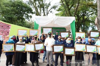 Wako Bukittinggi ajak warga mendarahdagingkan prokes untuk hindari wabah