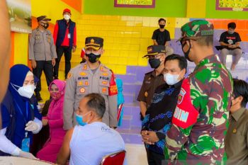 Kabupaten Enrekang raih penghargaan penyelenggara vaksinasi terbaik nasional