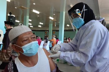 Tanjungpinang dan Natuna masih zona oranye COVID-19