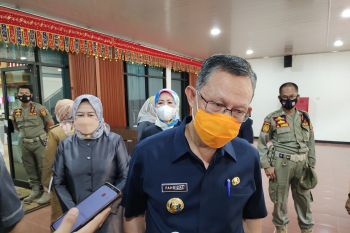 Lampung melarang kegiatan berpotensi kerumunan antisipasi COVID-19