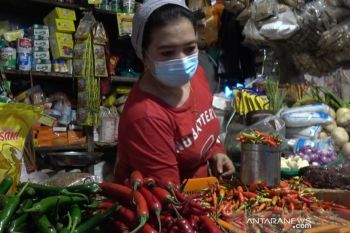Harga Cabai di pasar tradisional Makassar merangkak naik