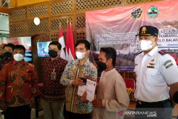 Warga terdampak rel layang Joglo peroleh santunan dari Balai Perkeretaapian