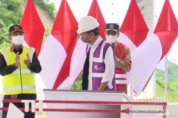 President Jokowi inaugurates Section I of Serang-Panimbang Toll Road