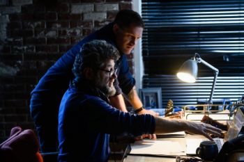 Tom Hardy dan Andy Serkis di "Venom: Let There Be Carnage"
