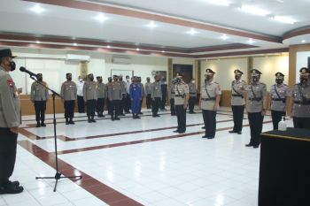Kapolda Sulut Sertijab Karolog dan lima Kapolres