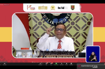 Cooperate with govt to better apply human rights principles: Minister