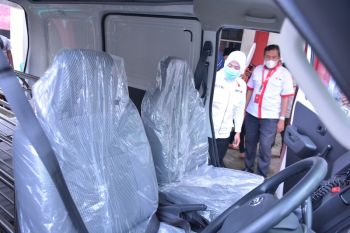PMI Kota Palembang terima bantuan satu unit mobil jenazah
