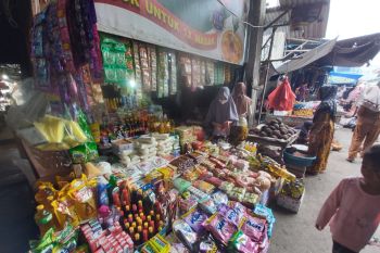 Pedagang di Sulteng  diimbau tidak timbun bahan pokok jelang Nataru,
