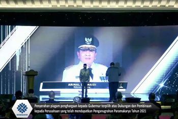 Gubernur Lampung raih Anugerah Paramakarya 2021