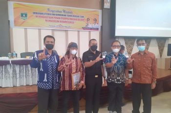 Dinas Perpustakaan Bukittinggi terima Anugerah Literasi untuk kali pertama