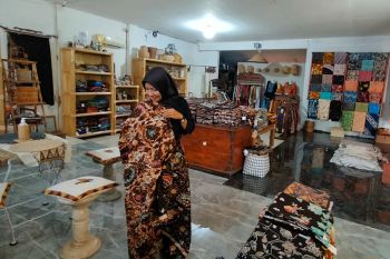 Kepak sayap batik Rajasa Mas Cilacap bangkit dari pandemi