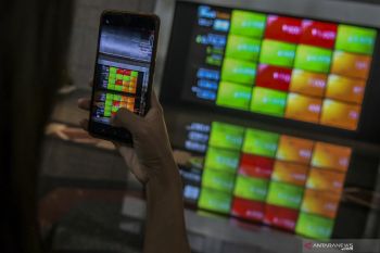 IHSG Selasa dibuka turun 2,49 poin