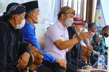 Bupati minta toleransi umat beragama di kampung Samin dijaga