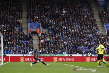 Empat laga Liga Inggris ditangguhkan lagi karena lonjakan COVID-19
