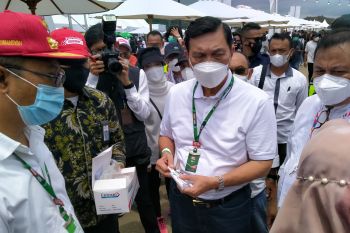 Luhut menilai ekonomi NTB tumbuh 5 persen dampak Sirkuit Mandalika