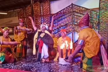 1.400 orang hadiri pertemuan akbar keturunan Raja Bone XVI