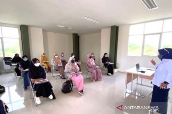 Kerja keras UIN Palu  cegah COVID dalam perkuliahaan tatap muka