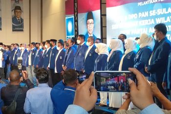 Zulkifli Hasan: Plt gubernur Sulawesi Selatan Andi Sudirman Sulaiman seperti adik sendiri