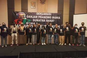 Ganjar Pranowo Mania Sumbar dideklarasikan di Bukittinggi