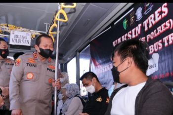 Polda Sumsel gandeng pengelola bus Trans Musi percepat vaksinasi COVID-19