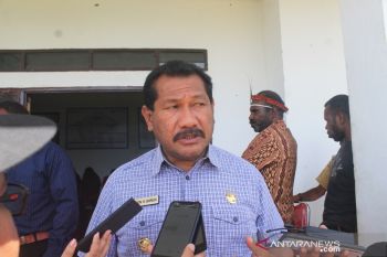 Pemkab Jayawijaya membangun monumen pesawat pembawa Injil