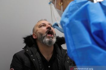 Belanda akan buka kembali sekolah meski kasus COVID-19 tinggi