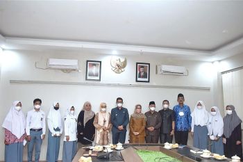 Minang Diaspora Network berikan beasiswa untuk pelajar dan mahasiswa Sawahlunto