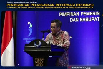 Mahfud MD: Birokrat di daerah masih anggap sebagai penguasa