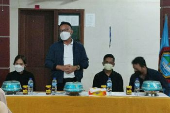 Pemkab Morowali Utara  salurkan beasiswa kepada 3.000 mahasiswa