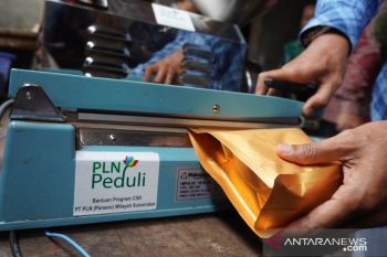 PLN beri bantuan pengolahan kopi dan saus di Jeneponto